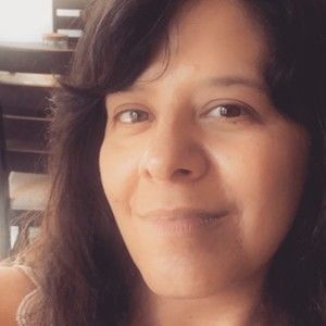 Meet your Posher, Julia